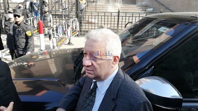 صور.. مرتضى منصور أمام القضاء الإداري