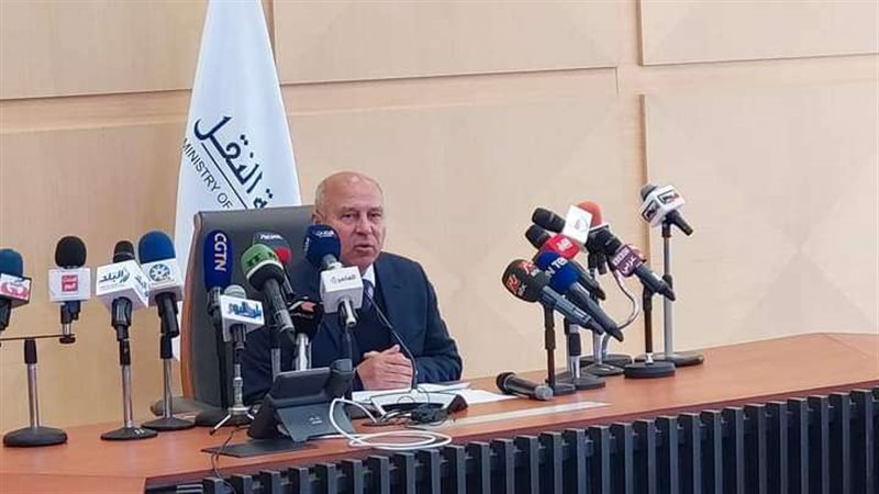 وزير النقل كامل الوزير