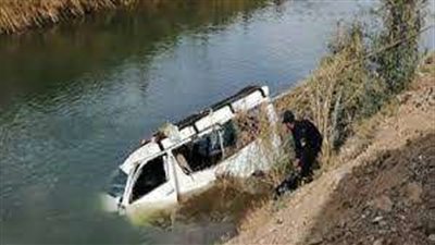 إصابة 6 أشخاص إثر حادث انقلاب ميكروباص في ترعة بالغربية