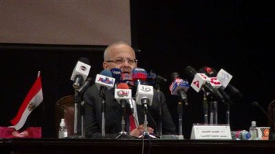 جامعة القاهرة تُصدر قرار هام بشأن حضور الطلاب والمعلمين