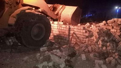 إزالة 7 حالات تعدى بالبناء في المهد بمركزي مطاى وبنى مزار بـ المنيا