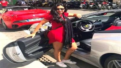 بالأسود الشفاف.. رانيا يوسف تحتفل بالكريسماس بإطلالة جريئة