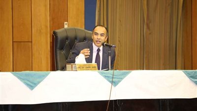 نائب محافظ المنيا يعقد اجتماعًا تنسيقيًا لمتابعة حالات البناء المخالف