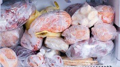 البريطانيون يلجأون للأطعمة المجمدة.. تفاصيل