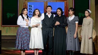 الخميس المقبل .. عرض الموسم الجديد لمسرحية «عيلة اتعمل لها بلوك»