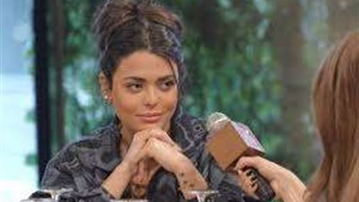 أول تعليق من أسماء جلال بعد مقلب رامز نيفر إند: بكرهك