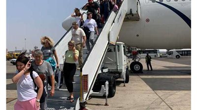 مطار مرسى علم يستقبل 140 رحلة من دول أوروبية مختلفة