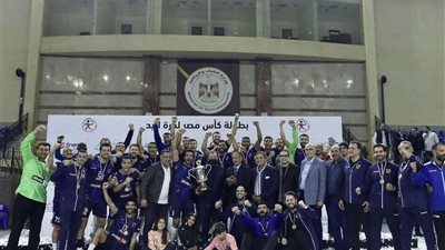 بعد تتويجه بكأس اليد.. الأهلي يحصد الثنائية المحلية الرابعة في تاريخه