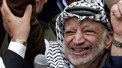 منظمة التحرير الفلسطينية تحيي ذكرى انطلاقة الثورة أمام ضريح ياسر عرفات