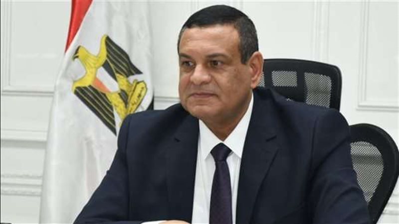 وزبر التنمية المحلية