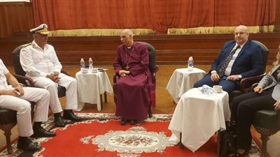 المصريين الأحرار يشارك الأسقفية احتفالات عيد القيامة