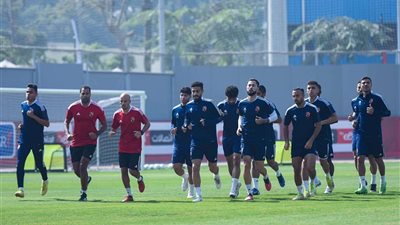 الأهلي يواصل استعداداته لمواجهة سموحة في الدوري المصري