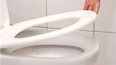 مريض نفسي يتخلص من أعضائه التناسلية في الحمام (تفاصيل)