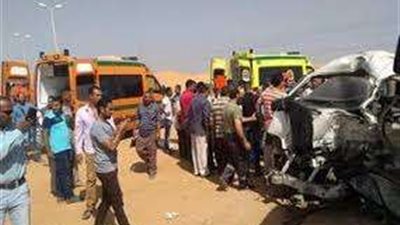 مصرع واصابة 4 أشخاص في حادث تصادم سيارتين ببني سويف