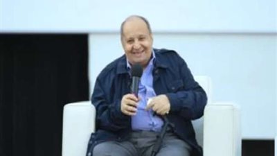 وفد من سفارة فلسطين ينقل تعازي الرئيس في وفاة وحيد حامد