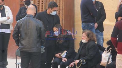 شاهد.. تشييع جثمان حماة آسر ياسين من مسجد الإمام الشافعي