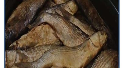 محافظة الجيزة تضبط 1.5طن فسيخ ورنجة فاسدة بالعمرانية