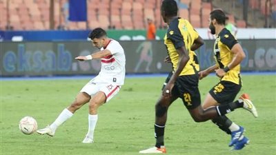 التعادل الإيجابي يسيطر على أحداث الشوط الأول من مباراة الزمالك والمقاولون