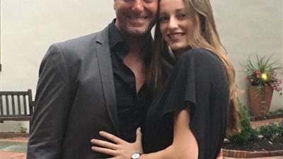 بإطلالة جذابة.. تامر هجرس يخطف الأنظار برفقة ابنته