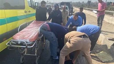 إصابة 4 أشخاص بينهم حالة حرجة فى حادث تصادم توك توك ودراجة نارية بالمنيا