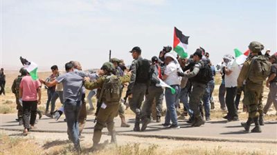 إصابة عدد من الفلسطينيين على يد قوات الاحتلال في جنين