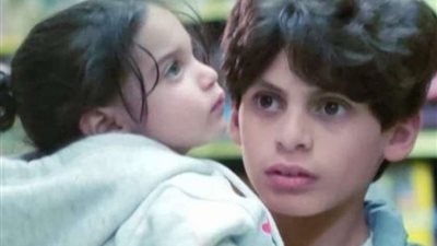 بعد تألقه في مسلسل تحت الوصاية.. من هو ياسين نجل منى زكي