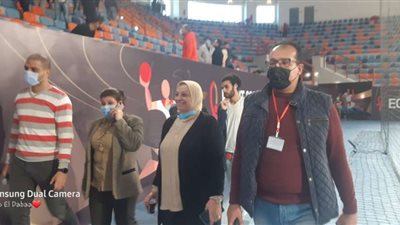 شاهد.. لجنة المتطوعين لمونديال اليد تتابع آخر الاستعدادات في صالة برج العرب