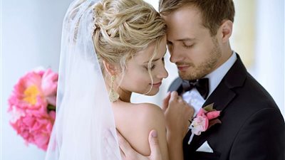 37 شرطاً.. عروس تفرض قائمة شروط تعجيزية على صديقاتها لحضور حفل الزفاف