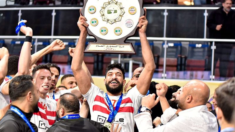 طائرة الزمالك بطل