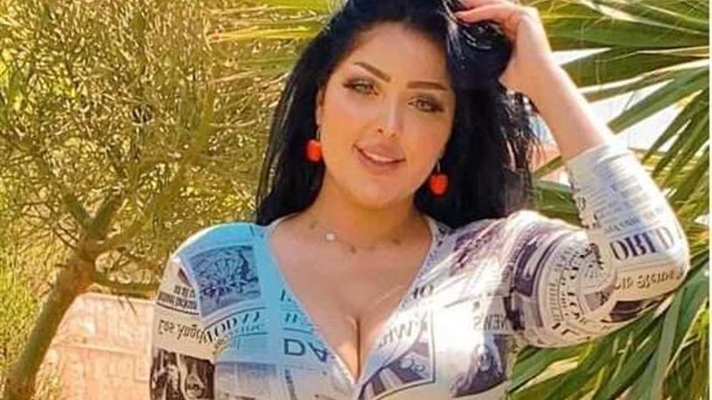 البلوجر سلمى الشيمي