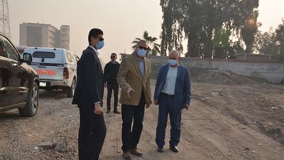 محافظ القليوبيه يتابع أعمال تطوير محور طريق شركات البترول بمسطرد