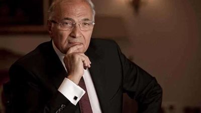 تأجيل محاكمة أحمد شفيق وآخرين بتهمة إهدار المال العام