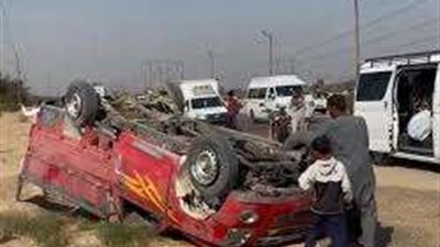 مصرع واصابة 3 أشخاص إثر حادث إنقلاب سيارة ربع نقل بالغربية