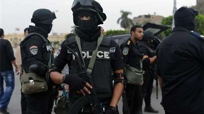 سقوط شخص أدعى نفوذ وهمية للنصب على المواطنين والاستيلاء على أموالهم | تفاصيل