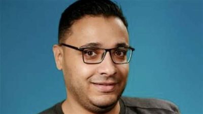 ناقد موسيقي: تتر 