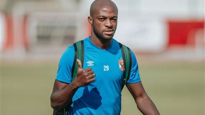 الرجاء المغربي يكشف موقفه من ضم جيرالدو ويعلق على مستوى بانون مع الأهلي