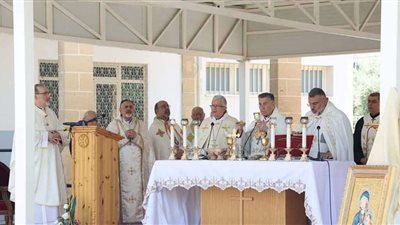 بطريرك الكاثوليك يشارك في القداس الختامي بمؤتمر كنيسة الشرق الأوسط |صور