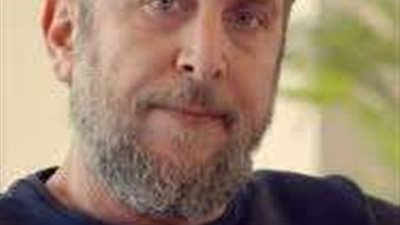 تعرف على موعد عزاء الفنان الراحل محمد قنوع ونجوم سوريا يودعون الراحل الي مثواه الأخير