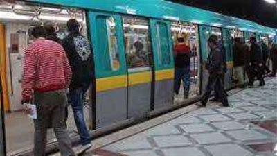 النيابة تأمر بتشريح جثة شاب لقى مصرعه أسفل عجلات مترو الأنفاق