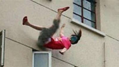 التفاصيل الكاملة لمصرع فتاة سقطت من علو بالعجوزة.. والنيابة تُحقق