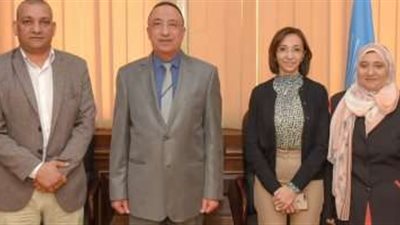 محافظ الإسكندرية يستعرض مع ممثلي التنمية المحلية والاتصالات حصر أملاك الدولة