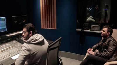 جمعية المؤلفين والملحنين تستدعي رامي صبري للتحقيق بسبب أغنية 