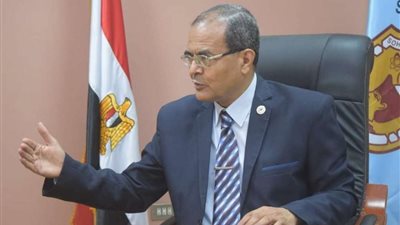 رئيس جامعة سوهاج يعقد اجتماعاً تنسيقياً لمناقشة بروتوكول تعاون مع 