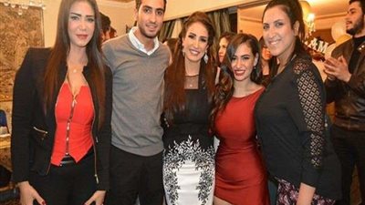 في عيد ميلاد أمل رزق.. حكاية أصابتها بالعمى