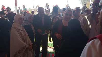 وزيرة التضامن تلتقي الصيادين وأسر الشهداء في احتفالات تحرير سيناء