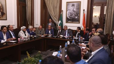 الوفد يٌصدق على ميزانية الحزب ويٌعين أيمن محسب رئيساً لمجلس إدارة المؤسسة الصحفية