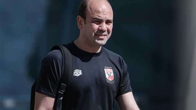 طبيب الأهلي يكشف الحالة الطبية للاعبي الفريق قبل مواجهة الرجاء المغربي