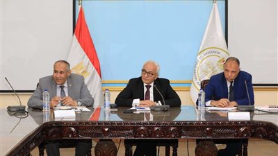 وزير التعليم: عدم السماح بعقد امتحانات الثانوية العامة في لجان حدث بها غش جماعي أو شغب