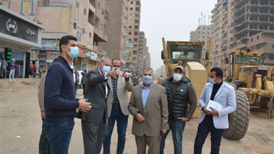 محافظ القليوبية يتفقد عدد من المشروعات بقليوب وشبرا الخيمة