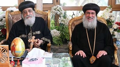 البابا تواضروس يستقبل نيافة الأنبا فام بوادي النطرون